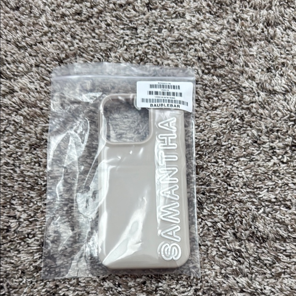 NWT Baublebar Cream iPhone 16 pro Case